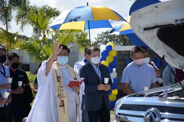 Calax Evehicle Blessing